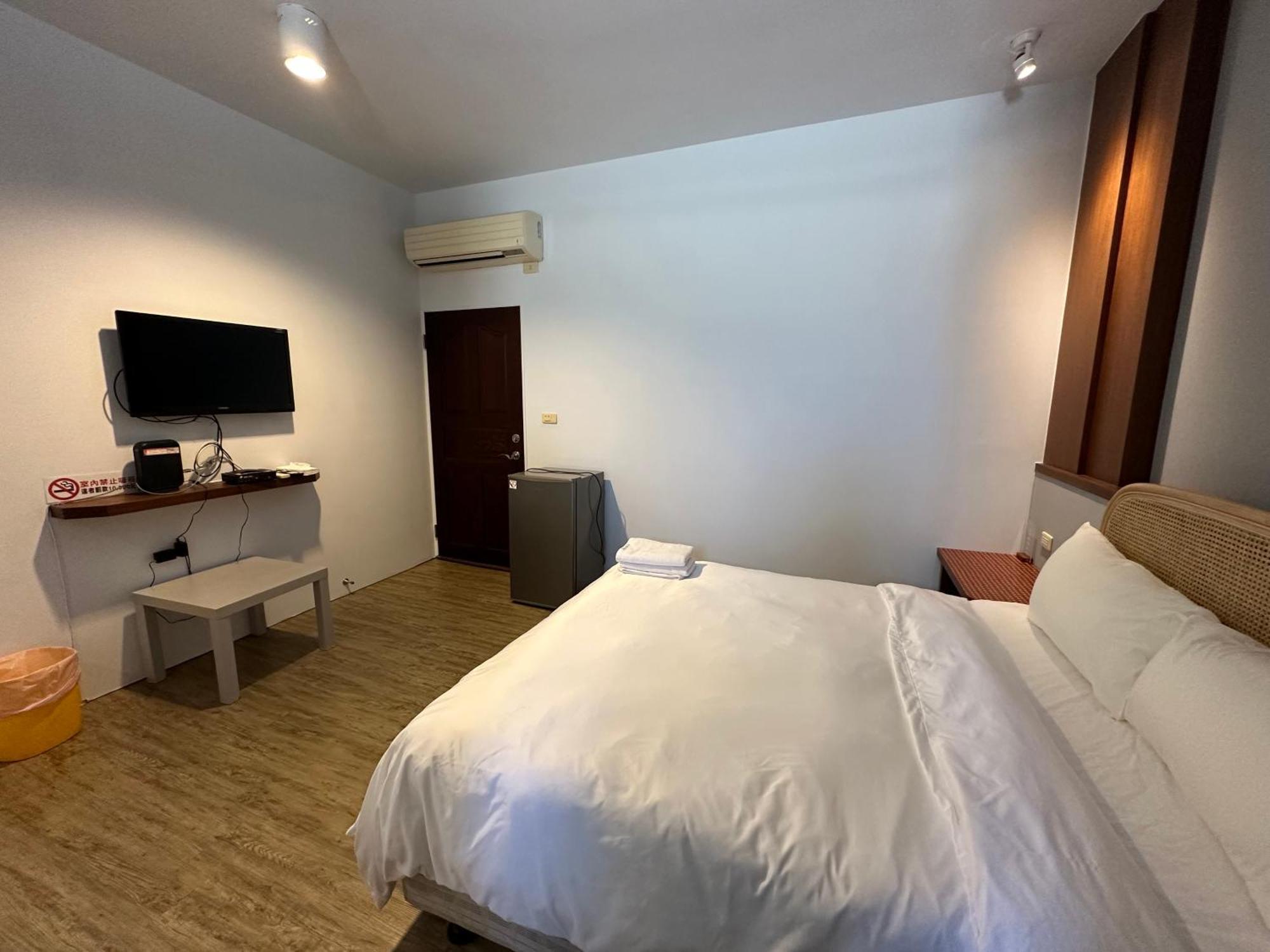 Snore Inn Hengchun Exterior photo