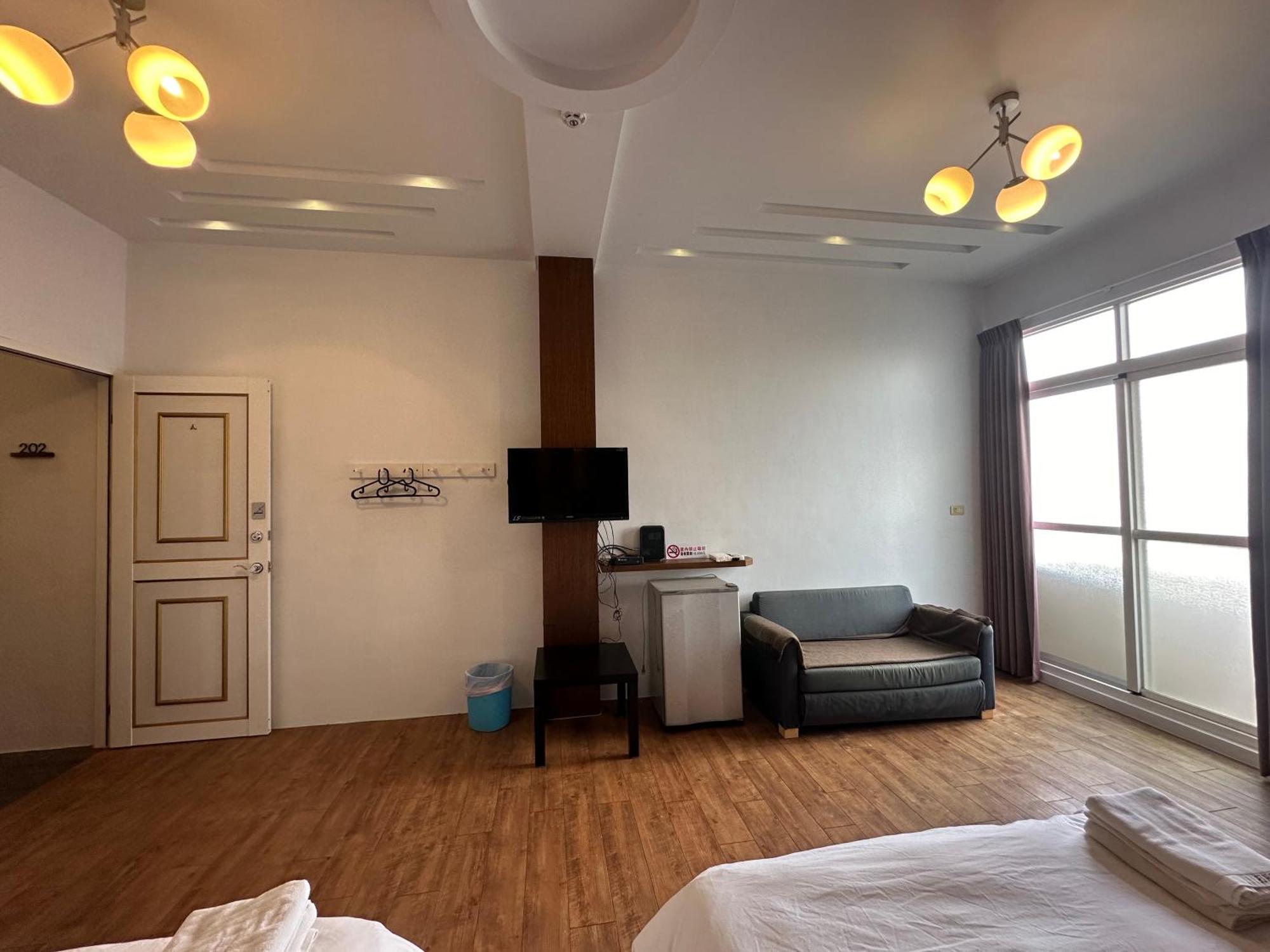 Snore Inn Hengchun Exterior photo