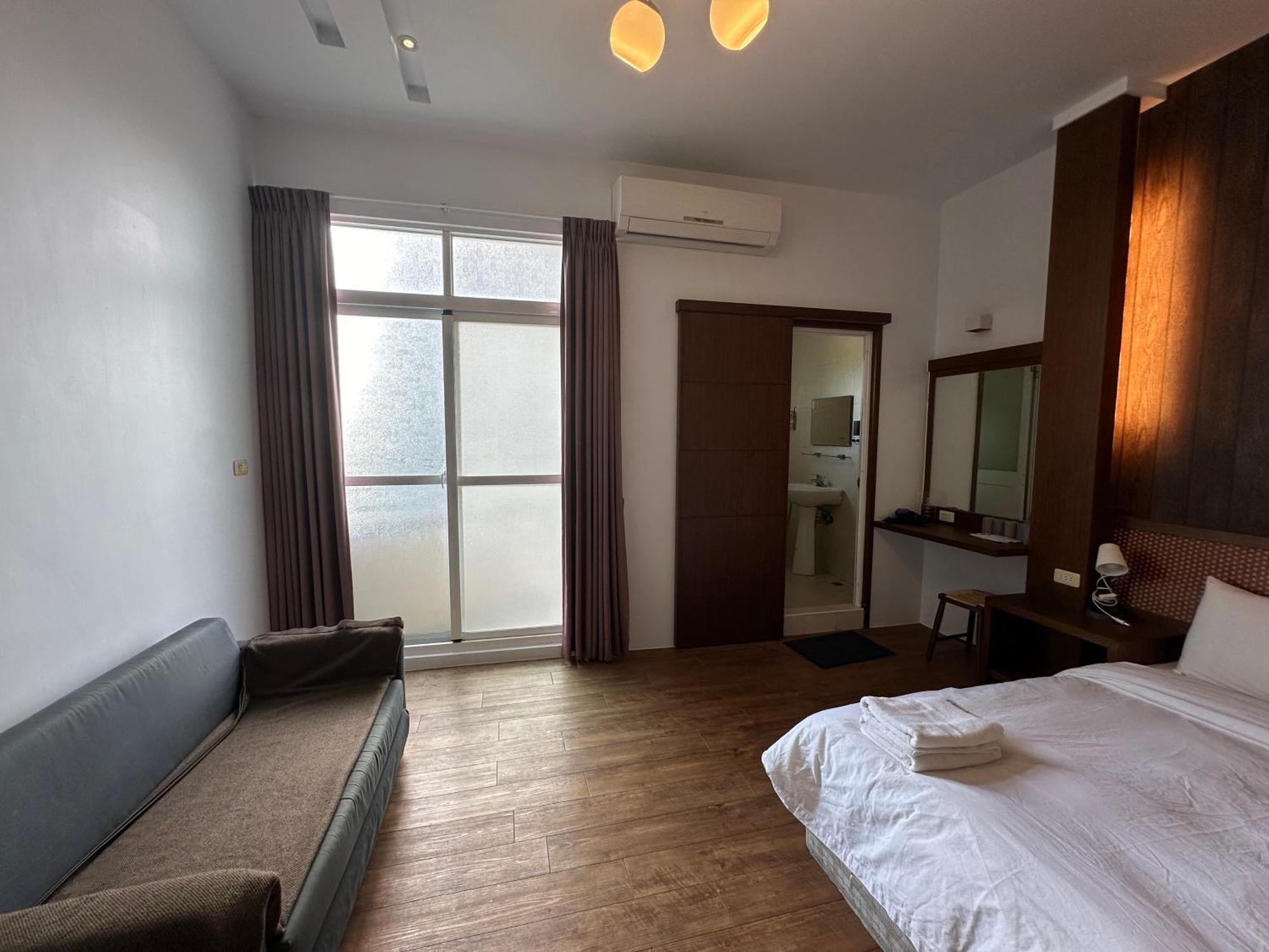 Snore Inn Hengchun Exterior photo