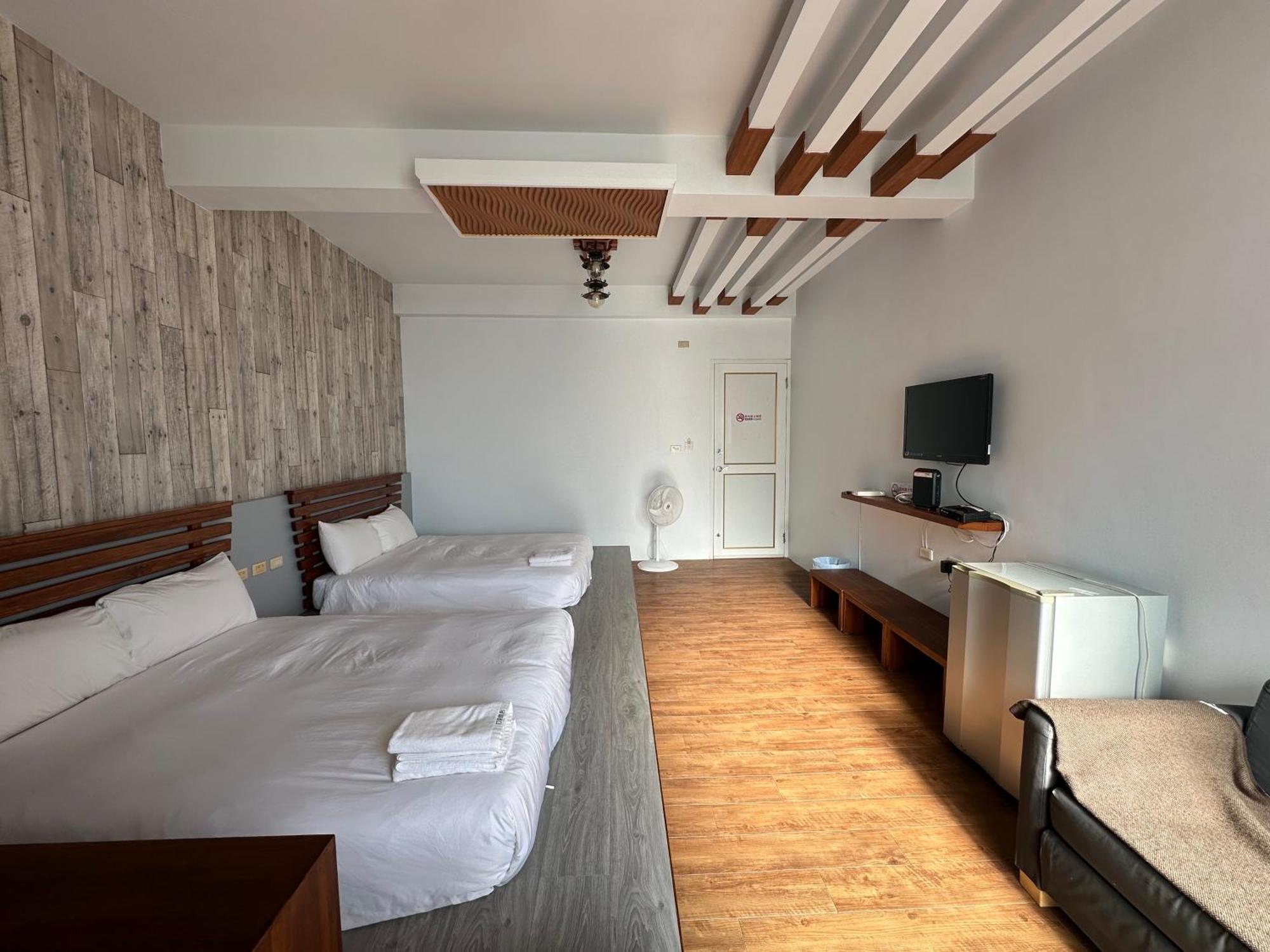 Snore Inn Hengchun Exterior photo